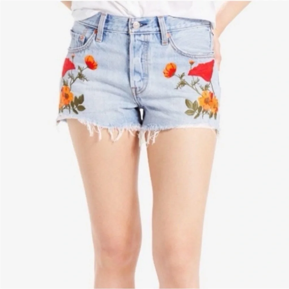 Levi’s 501 California Poppy Light Wash‎ Denim Shorts Embroidered Flowers Sz 29 - Picture 9 of 10